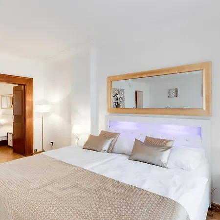 Appartamento Charles Bridge Royal - Castle District