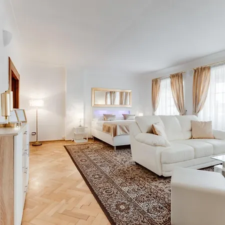 Appartamento Charles Bridge Royal - Castle District
