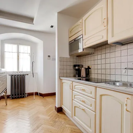 Charles Bridge Royal - Castle District Apartment