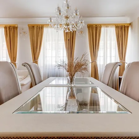 Apartment Charles Bridge Royal - Castle District *